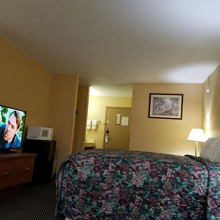 Rodeway Inn Blair Exterior photo