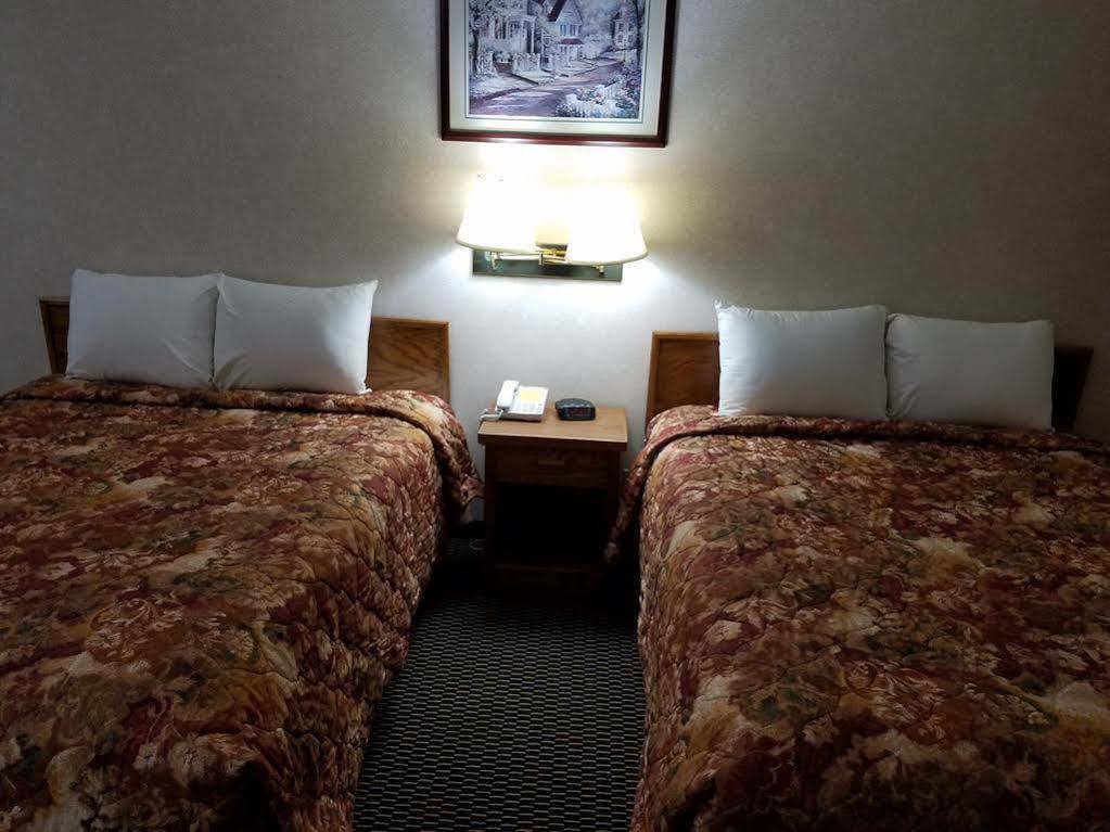 Rodeway Inn Blair Exterior photo